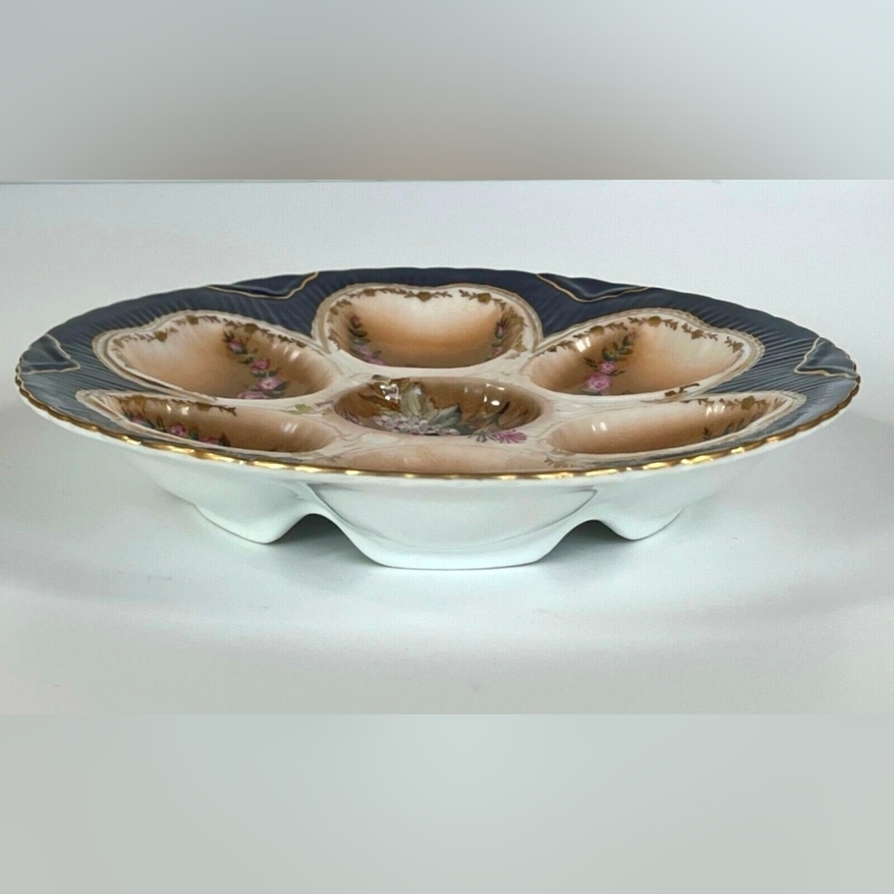 Limoges Blue and Cream Heart Ceramic Oyster Plate with Gold Trim - Picture 6 of 7